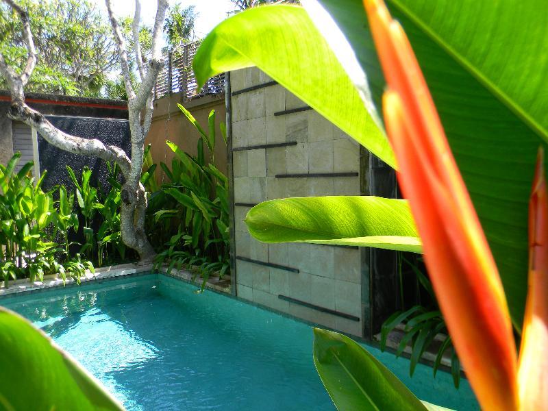 Ahimsa Beach Villa Jimbaran Exterior foto